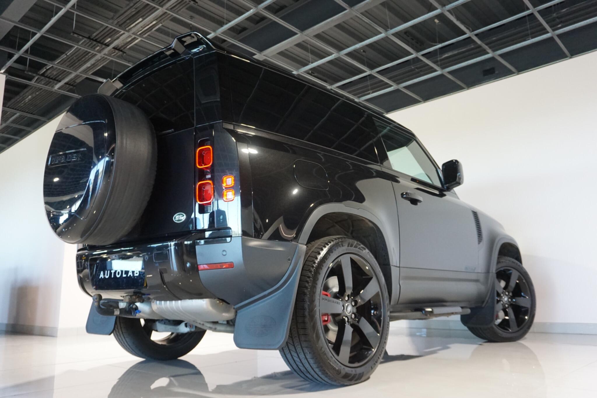 Land Rover Defender 90 3.0 D250 MHEV SE Hard Top SUV 3dr Diesel Auto 4WD SWB Euro 6 (s/s) (250 ps)